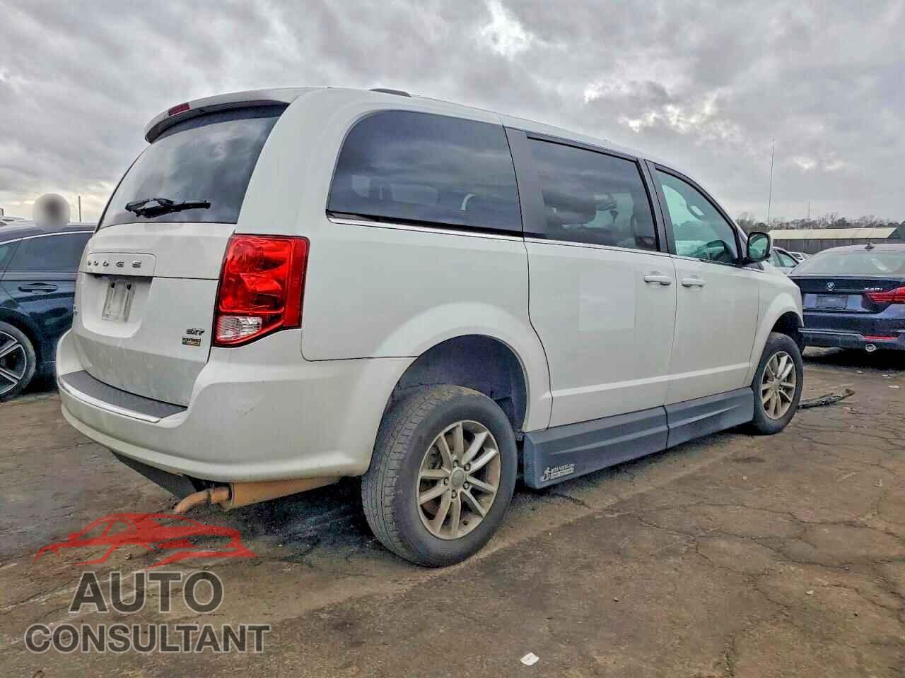 DODGE CARAVAN 2018 - 2C4RDGCG5JR248748