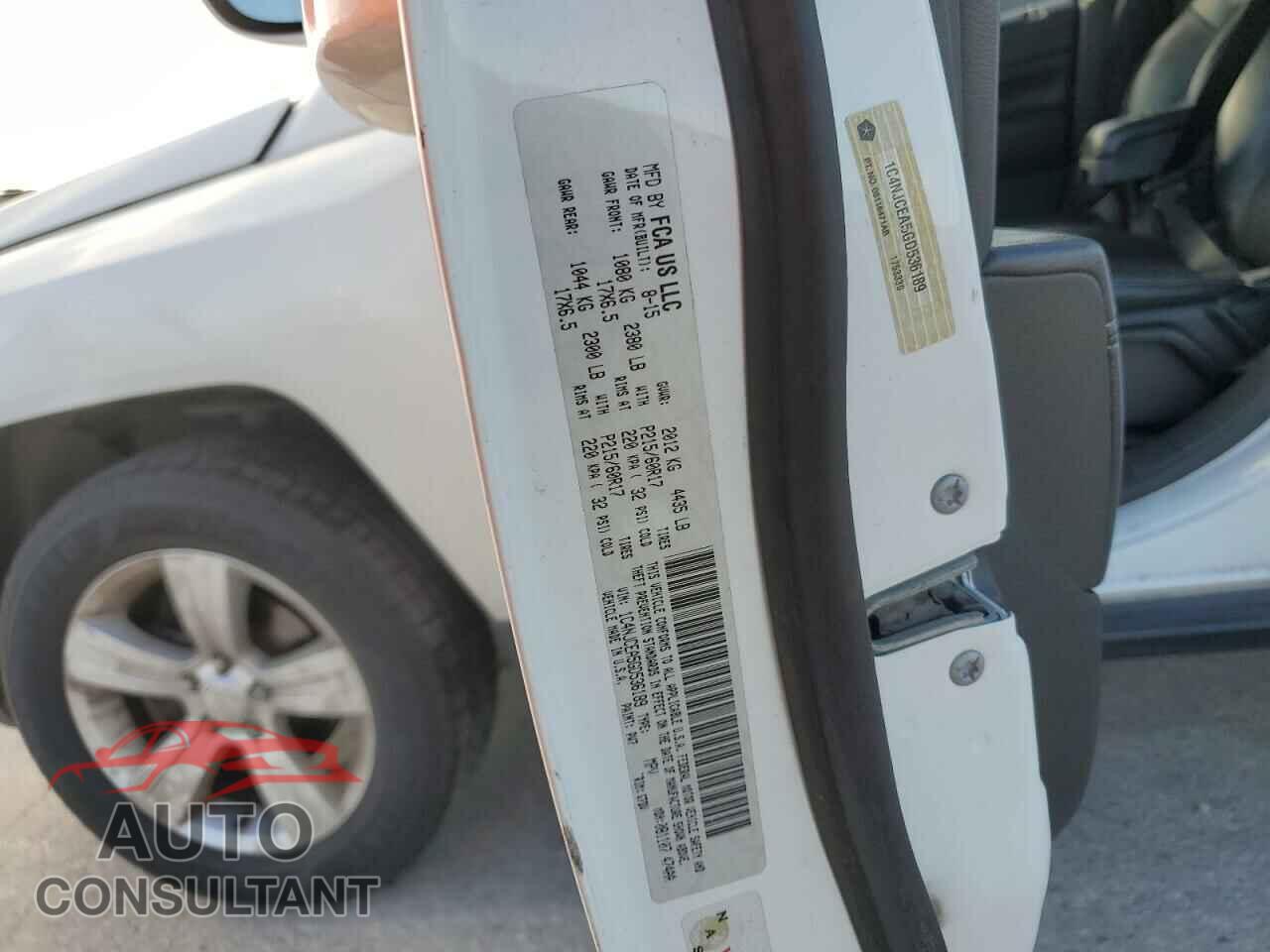 JEEP COMPASS 2016 - 1C4NJCEA5GD536189