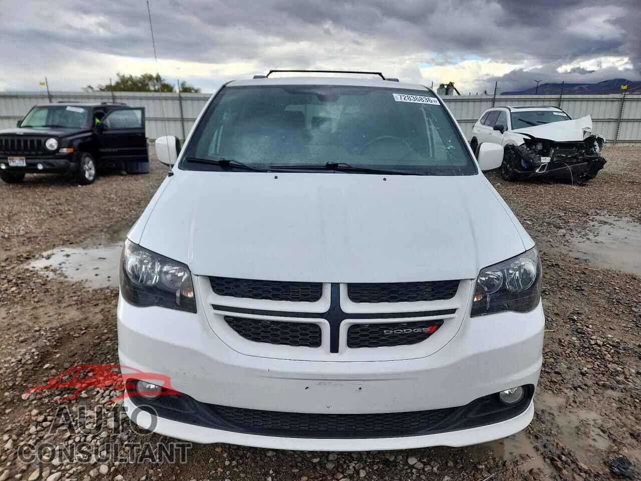 DODGE CARAVAN 2018 - 2C4RDGEG2JR239616