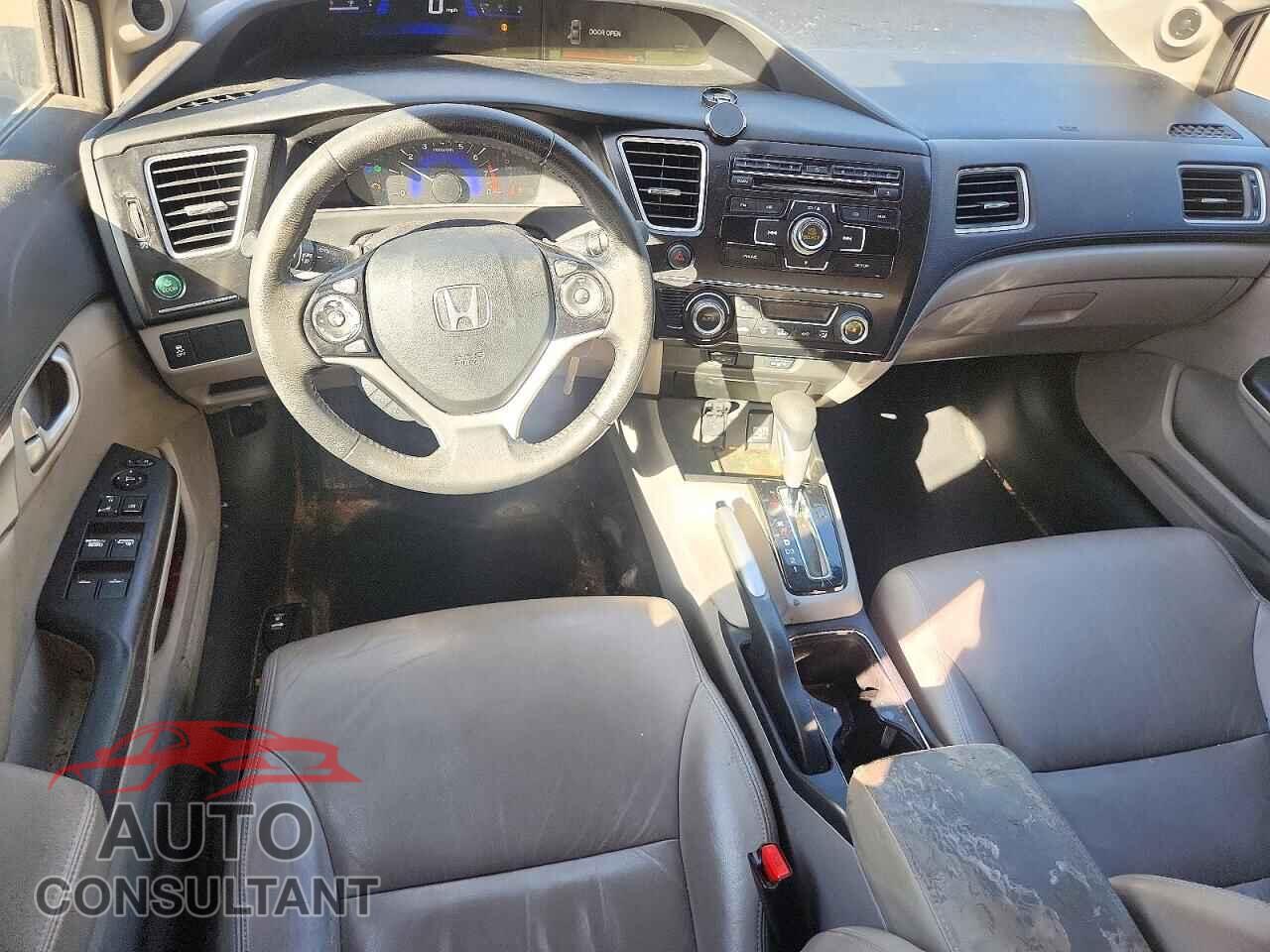 HONDA CIVIC 2013 - 2HGFB2F90DH524502