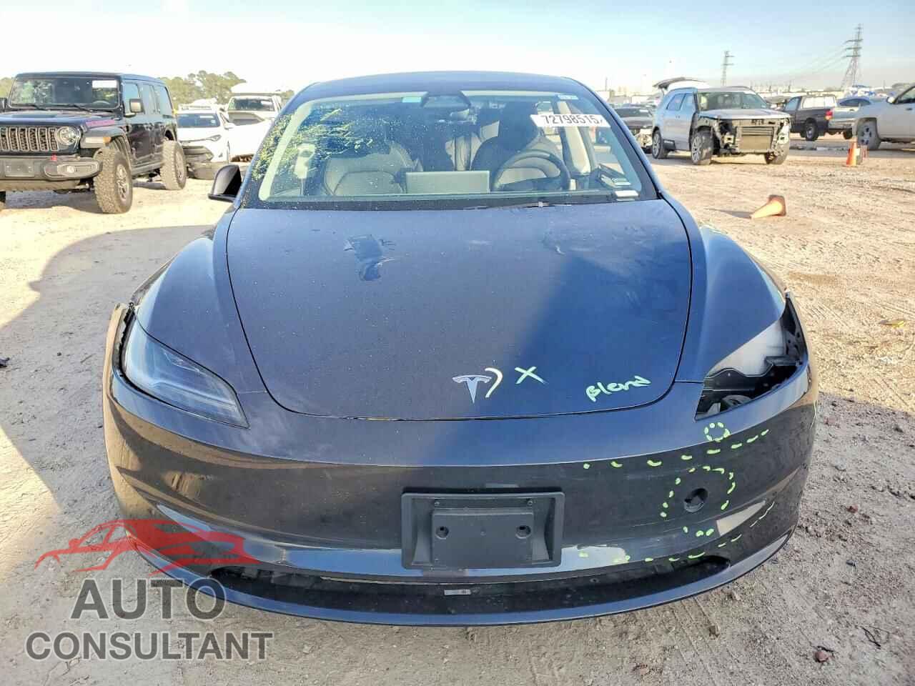 TESLA MODEL 3 2024 - 5YJ3E1EA8RF751903
