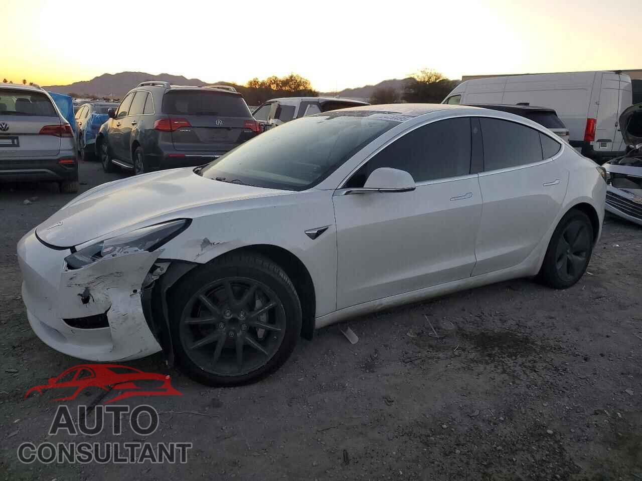 TESLA MODEL 3 2018 - 5YJ3E1EA4JF039005