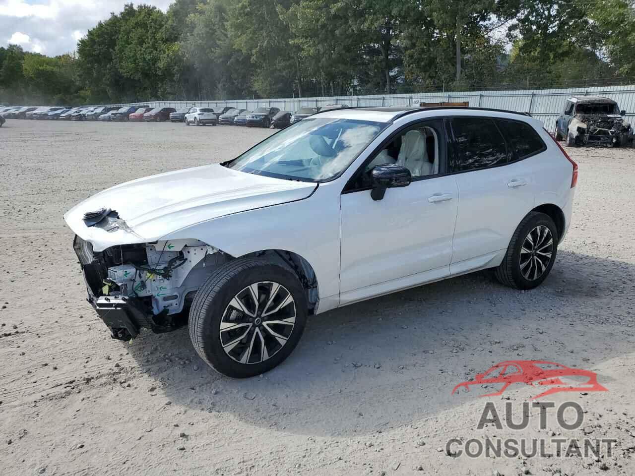 VOLVO XC60 PLUS 2024 - YV4L12RL2R1823858