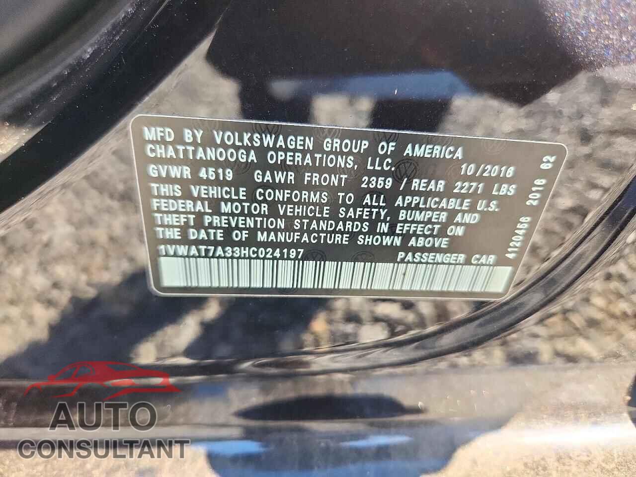 VOLKSWAGEN PASSAT 2017 - 1VWAT7A33HC024197