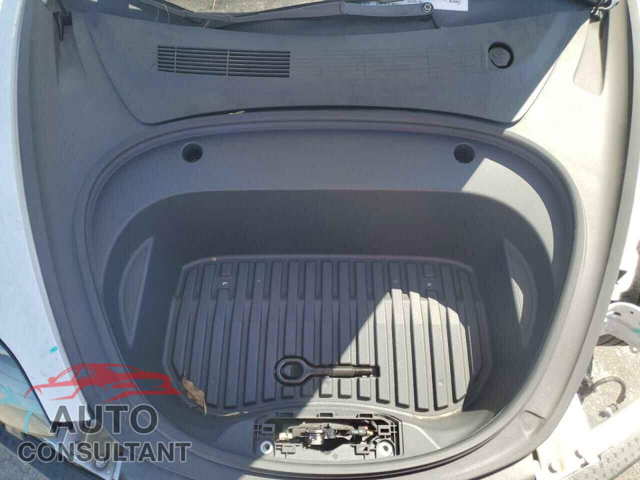 TESLA MODEL 3 2021 - 5YJ3E1EA0MF936536