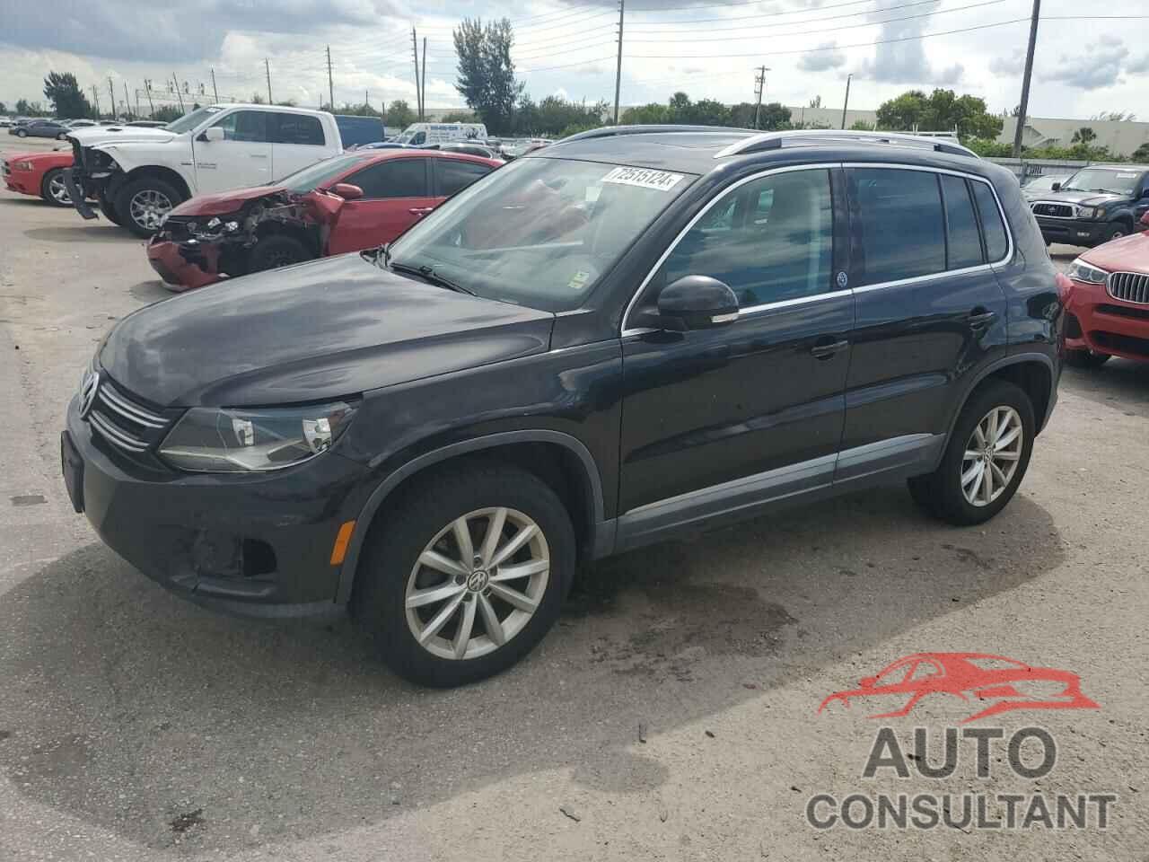 VOLKSWAGEN TIGUAN 2017 - WVGRV7AX0HW503786