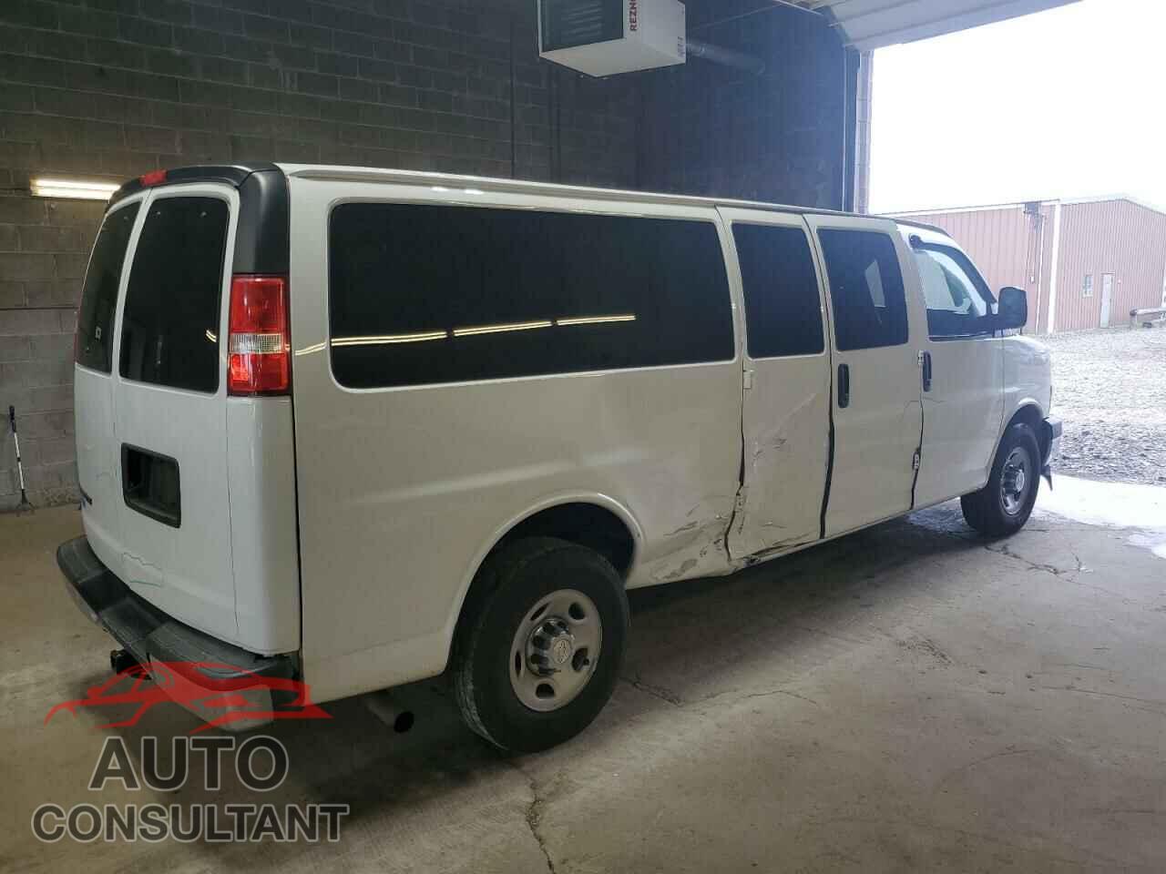 CHEVROLET EXPRESS 2017 - 1GAZGPFG3H1168990