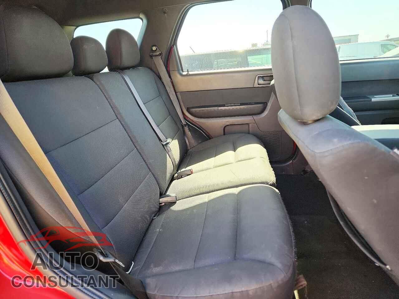FORD ESCAPE 2010 - 1FMCU0D76AKD46502
