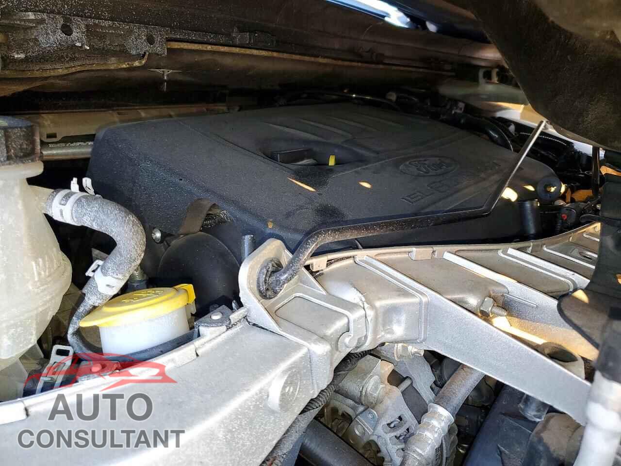 FORD ESCAPE 2017 - 1FMCU0JD3HUE85611