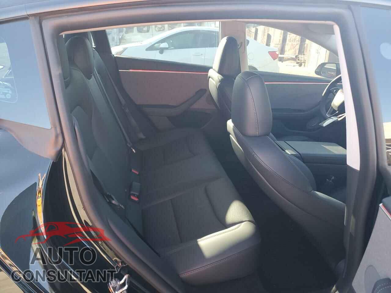 TESLA MODEL 3 2024 - 5YJ3E1EA3RF752716