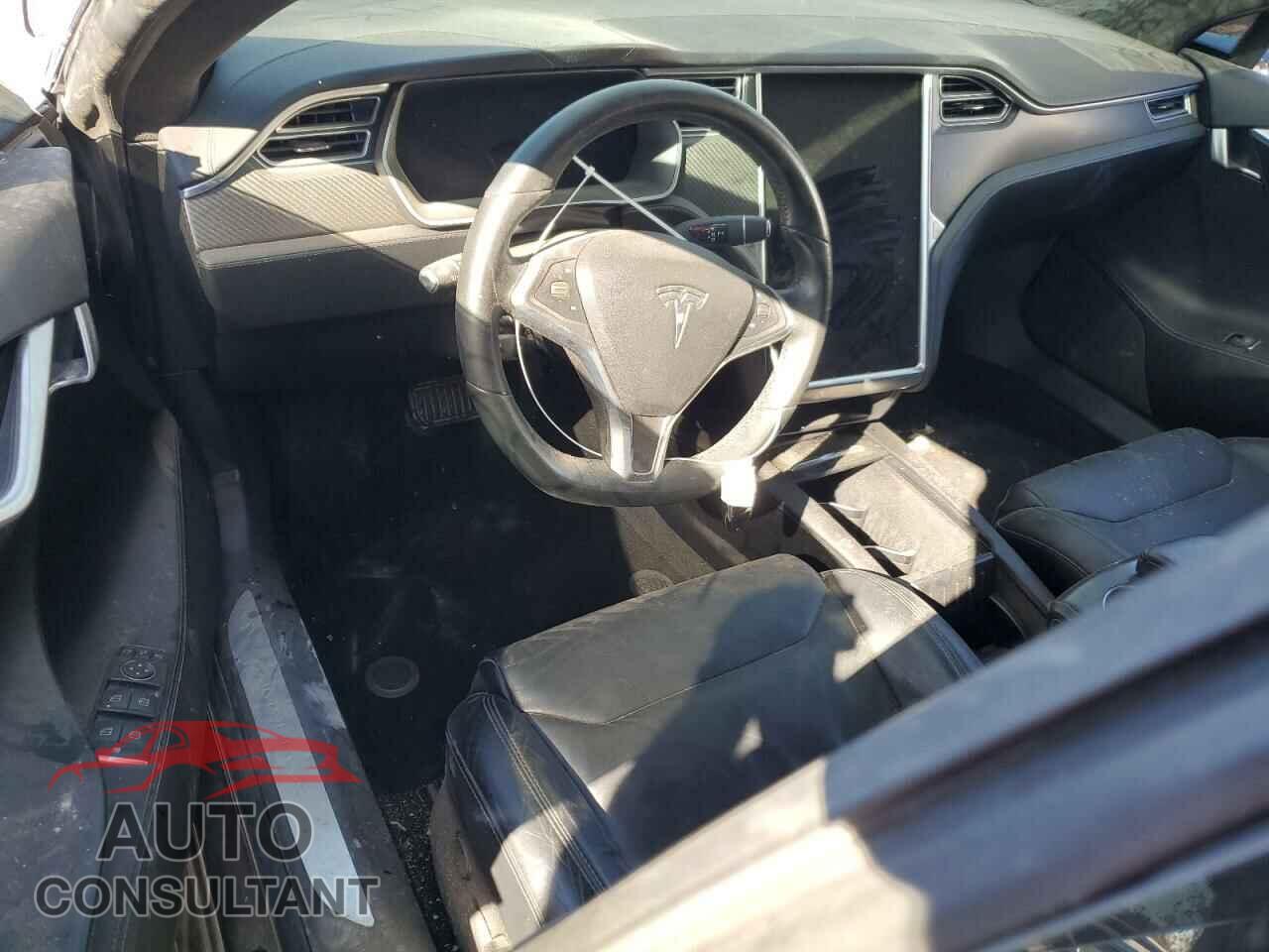 TESLA MODEL S 2017 - 5YJSA1E15HF201595