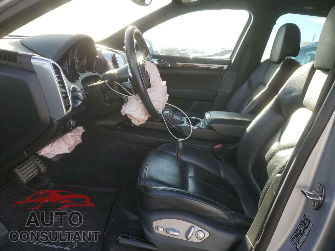PORSCHE CAYENNE 2017 - WP1AB2A2XHLA52268