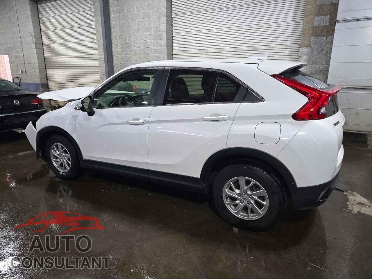 MITSUBISHI ECLIPSE 2018 - JA4AT3AAXJZ067118