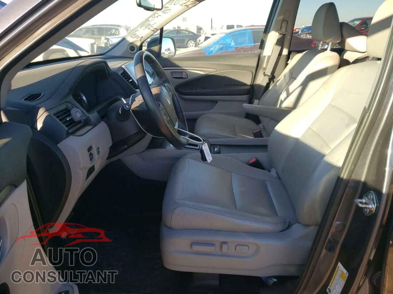 HONDA PILOT 2018 - 5FNYF5H86JB017767