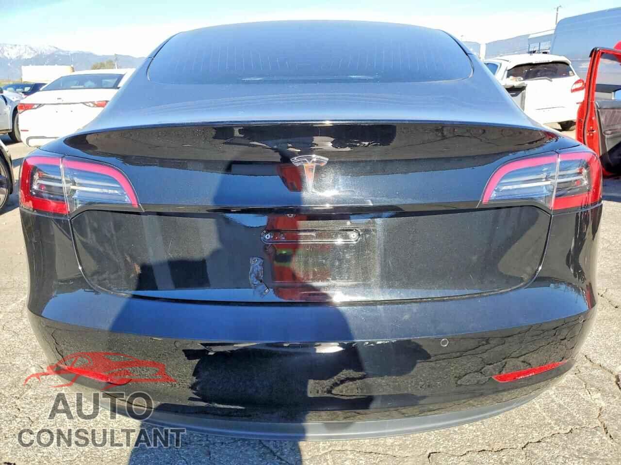 TESLA MODEL 3 2019 - 5YJ3E1EA0KF410419