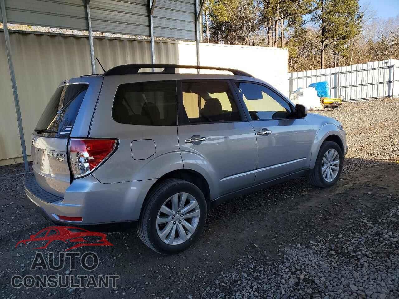 SUBARU FORESTER 2013 - JF2SHAEC8DH424027