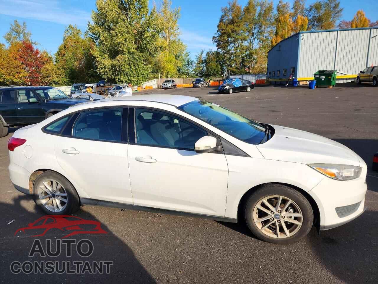 FORD FOCUS 2017 - 1FADP3F24HL308750