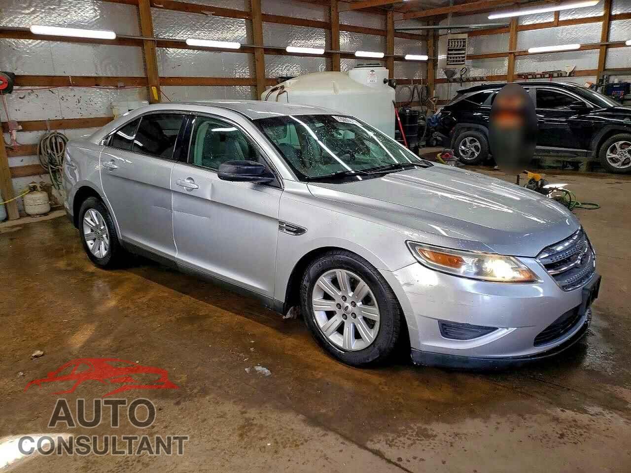 FORD TAURUS 2011 - 1FAHP2DW0BG145435