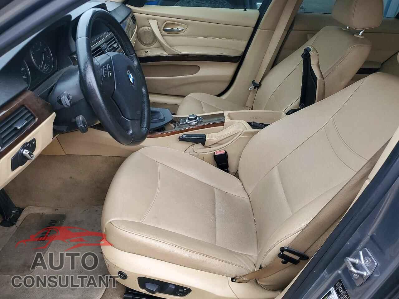 BMW 3 SERIES 2011 - WBAPH7C53BE460103