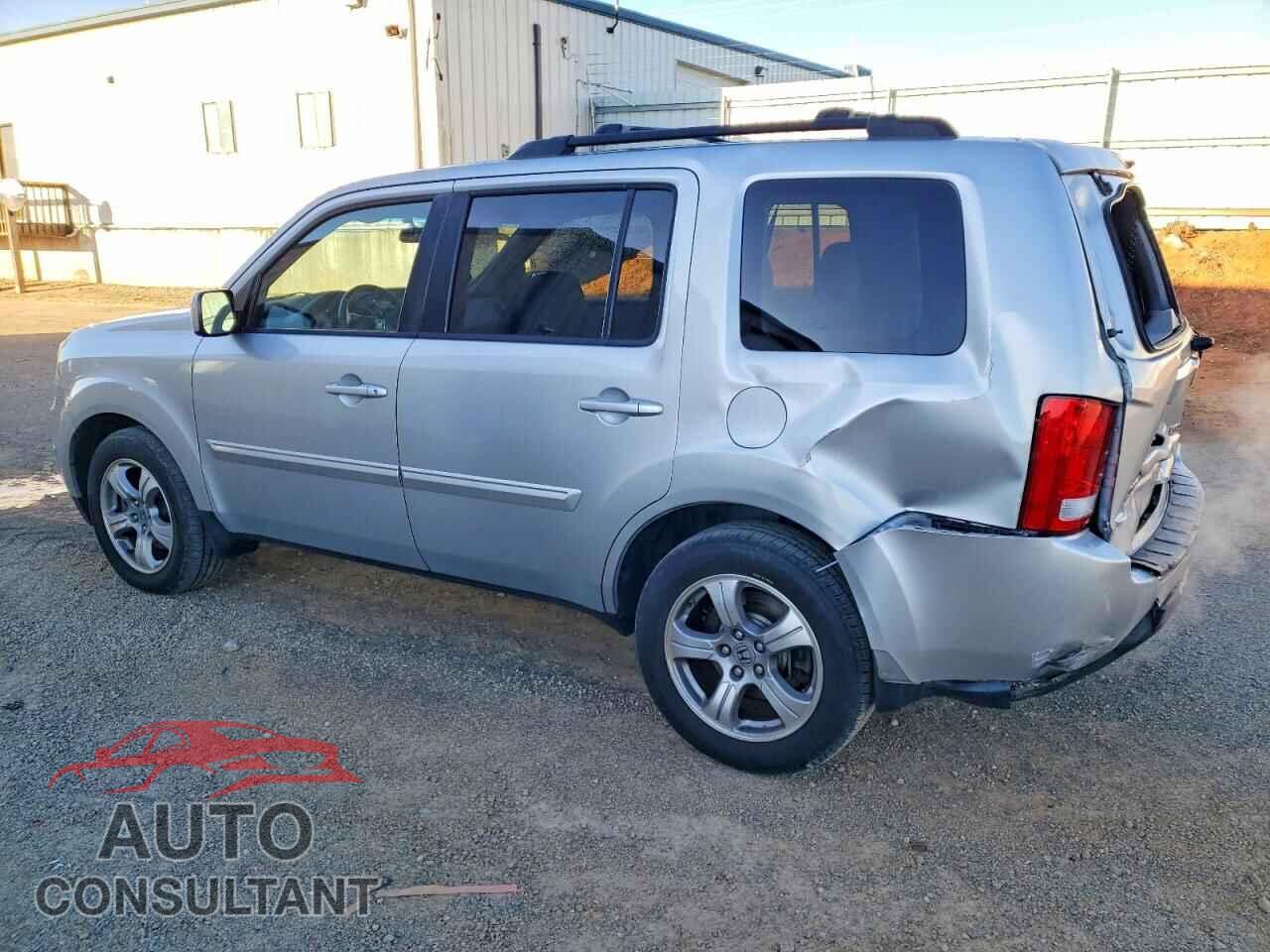HONDA PILOT 2012 - 5FNYF4H46CB057549