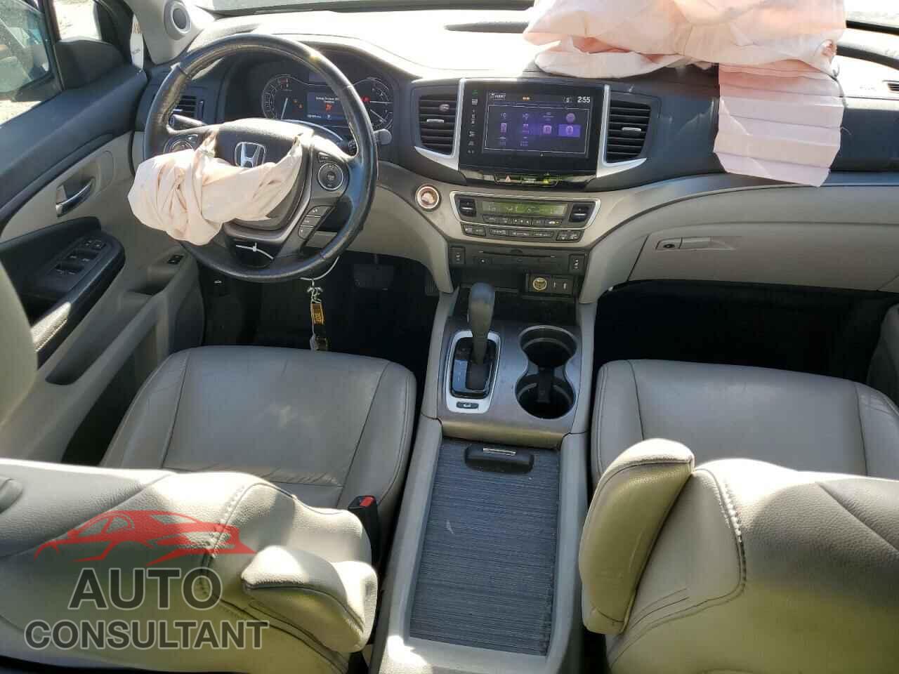 HONDA PILOT 2016 - 5FNYF6H58GB095357