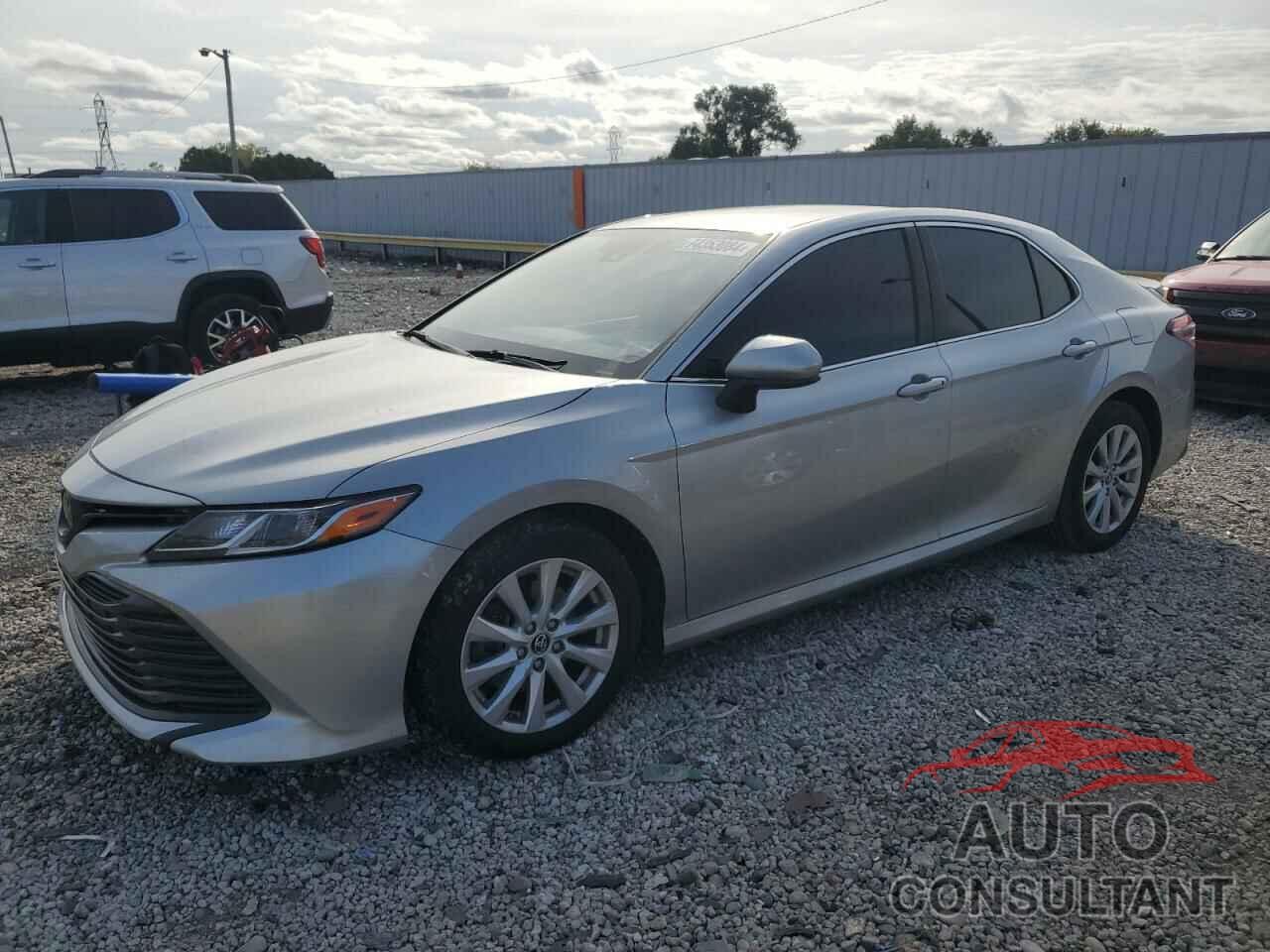TOYOTA CAMRY 2018 - JTNB11HK7J3016399