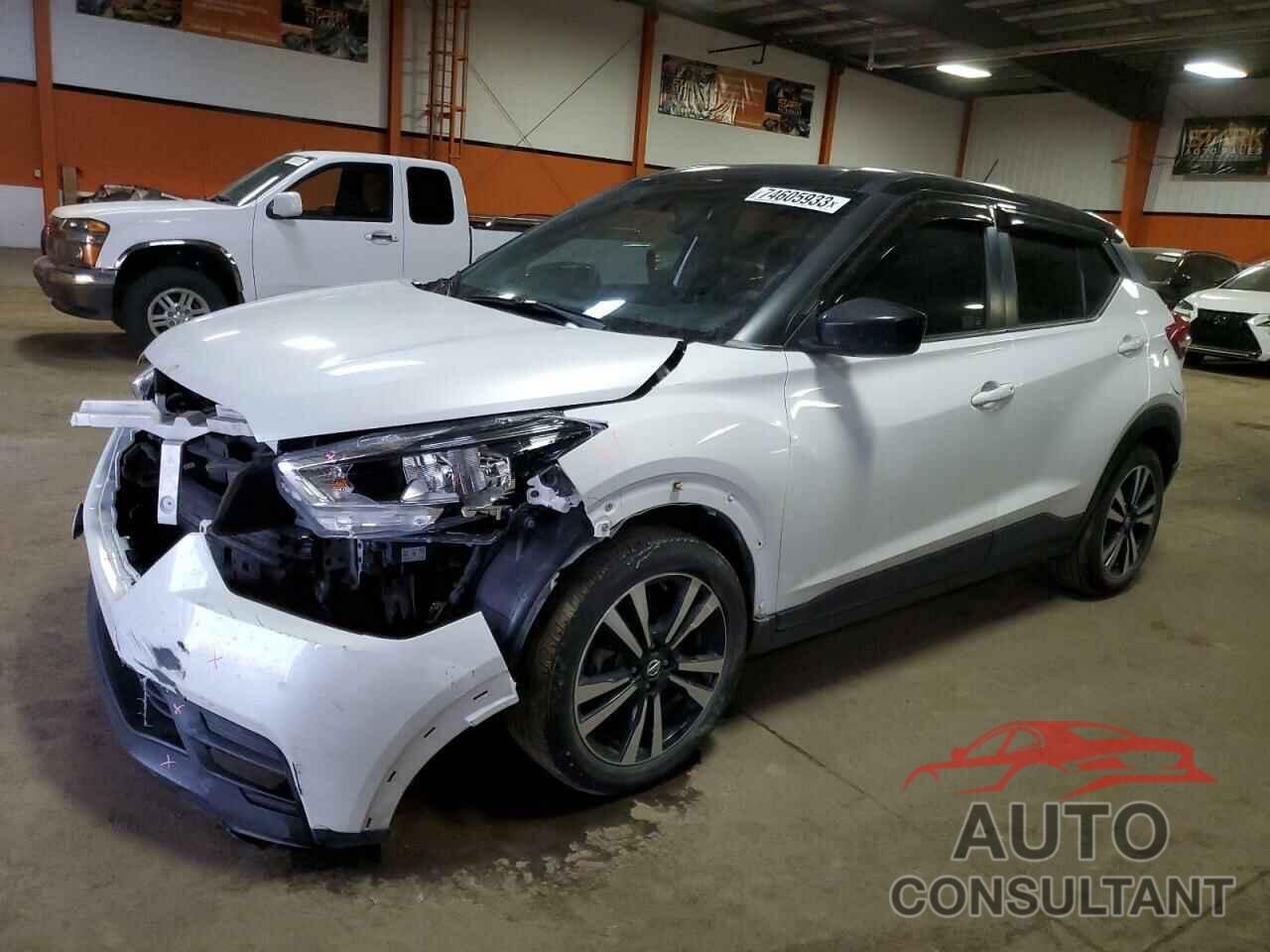 NISSAN KICKS 2018 - 3N1CP5CU6JL516990