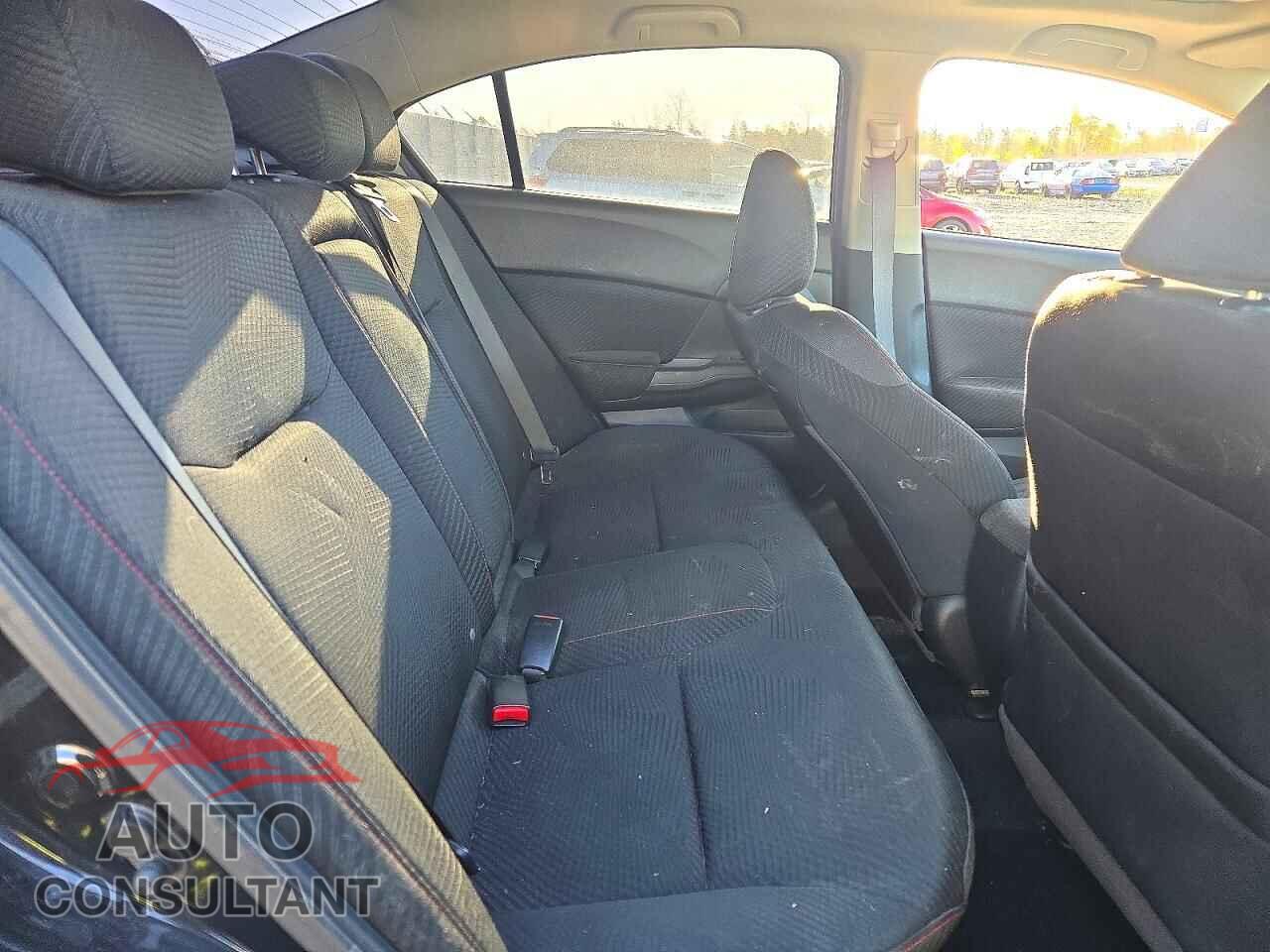 HONDA CIVIC 2012 - 2HGFB6E52CH200861