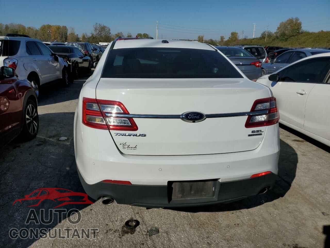 FORD TAURUS 2016 - 1FAHP2E85GG127973