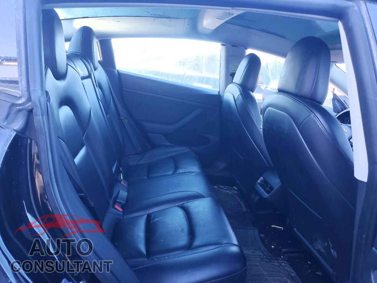 TESLA MODEL 3 2023 - 5YJ3E1EA0PF382581
