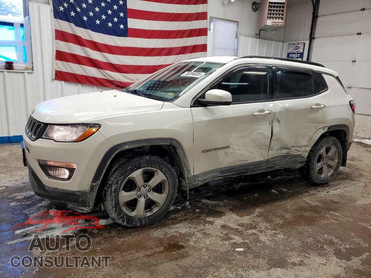 JEEP COMPASS 2018 - 3C4NJDBB2JT290853
