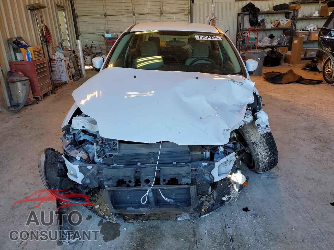 FORD FOCUS 2014 - 1FADP3F27EL430708