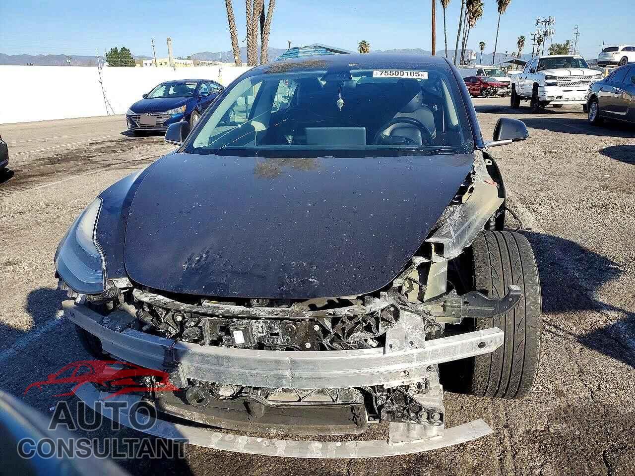 TESLA MODEL 3 2018 - 5YJ3E1EB3JF070660