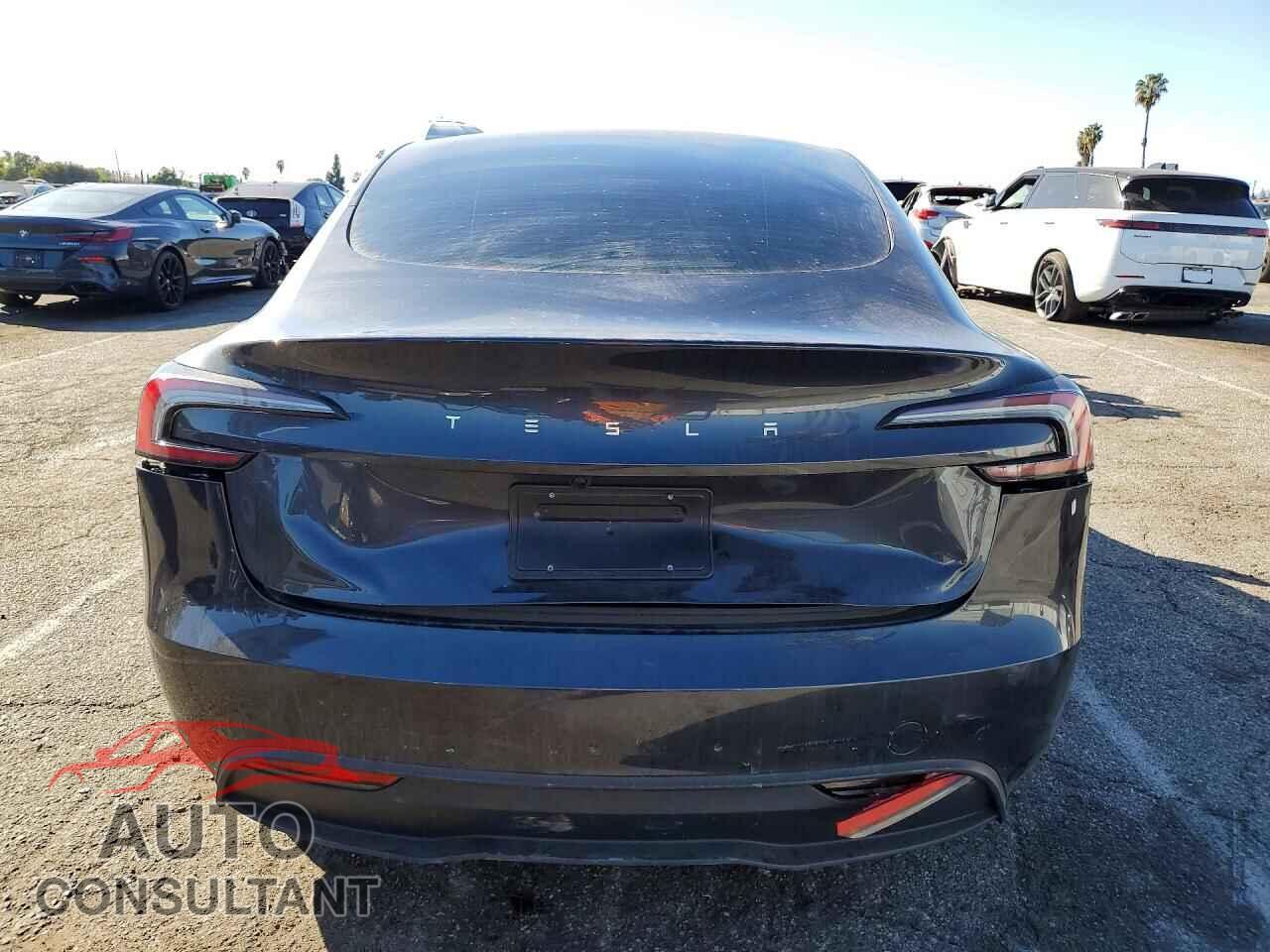 TESLA MODEL 3 2025 - 5YJ3E1EA4SF942112