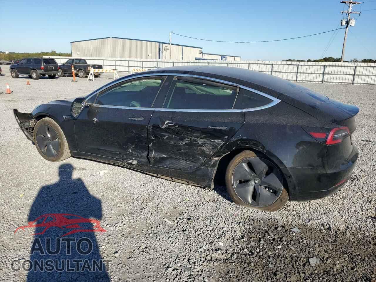 TESLA MODEL 3 2019 - 5YJ3E1EA5KF304676