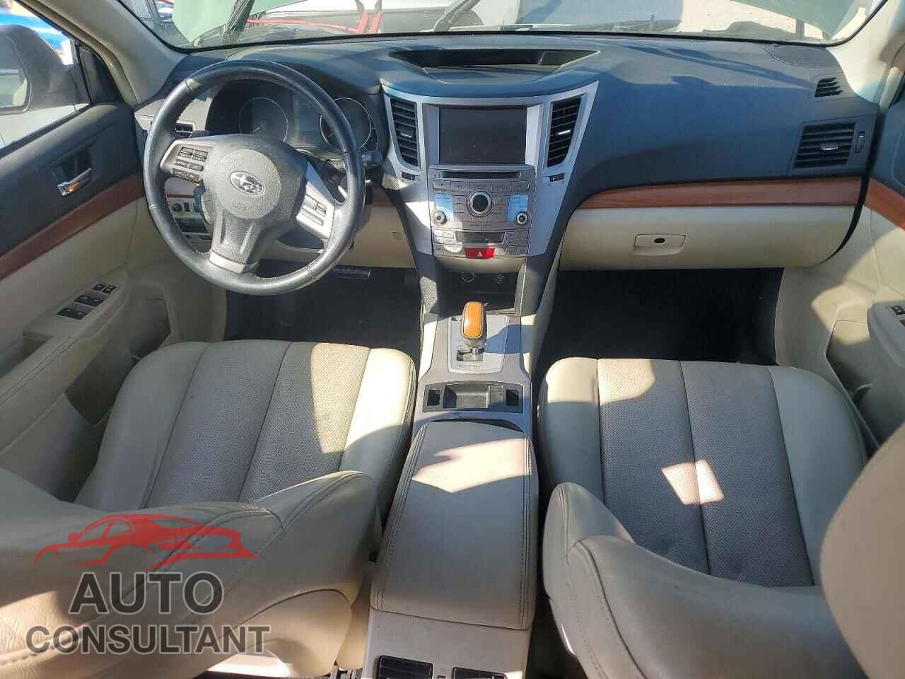 SUBARU OUTBACK 2013 - 4S4BRBLC7D3228772