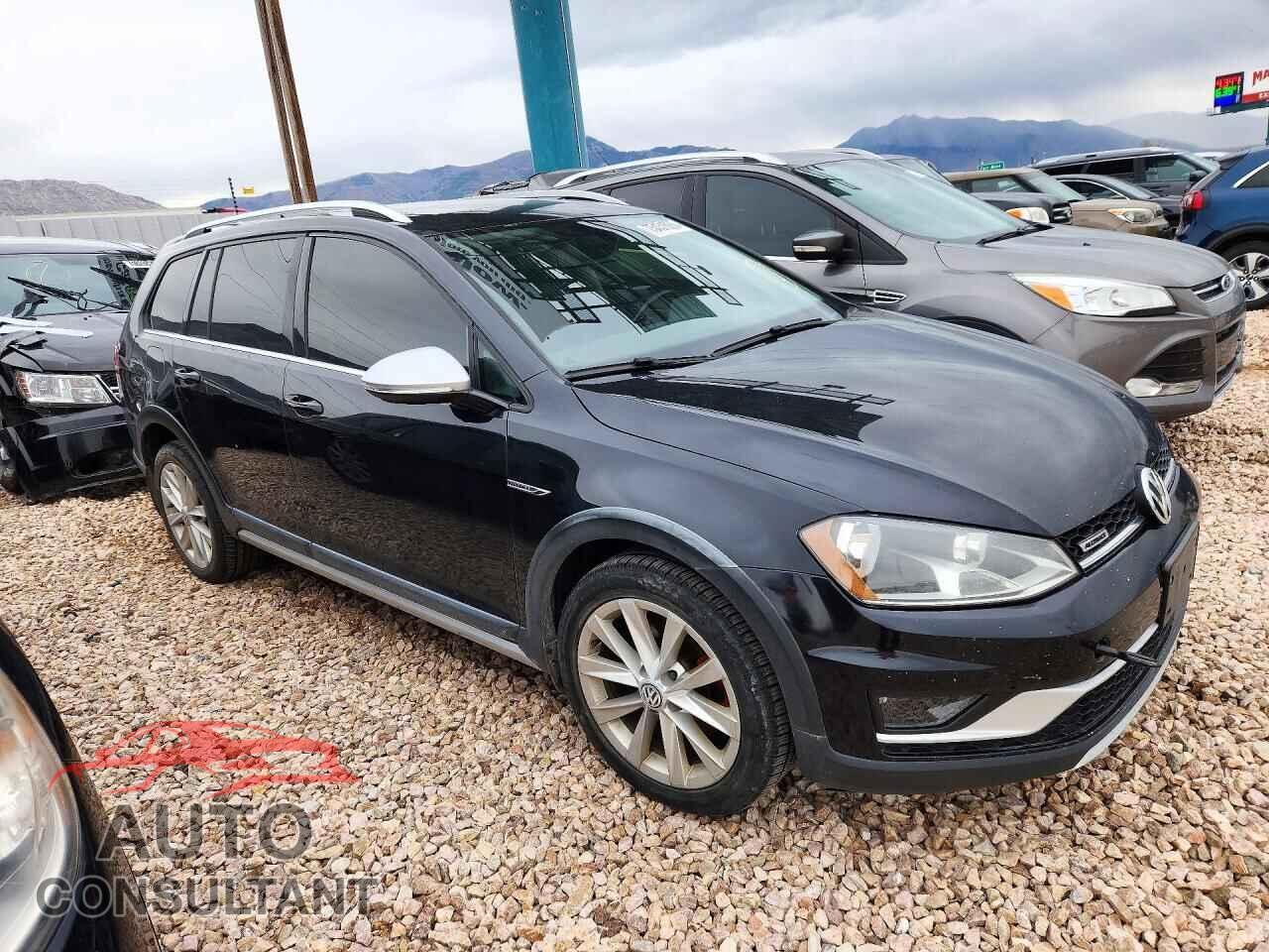 VOLKSWAGEN GOLF 2017 - 3VWH17AU4HM520928