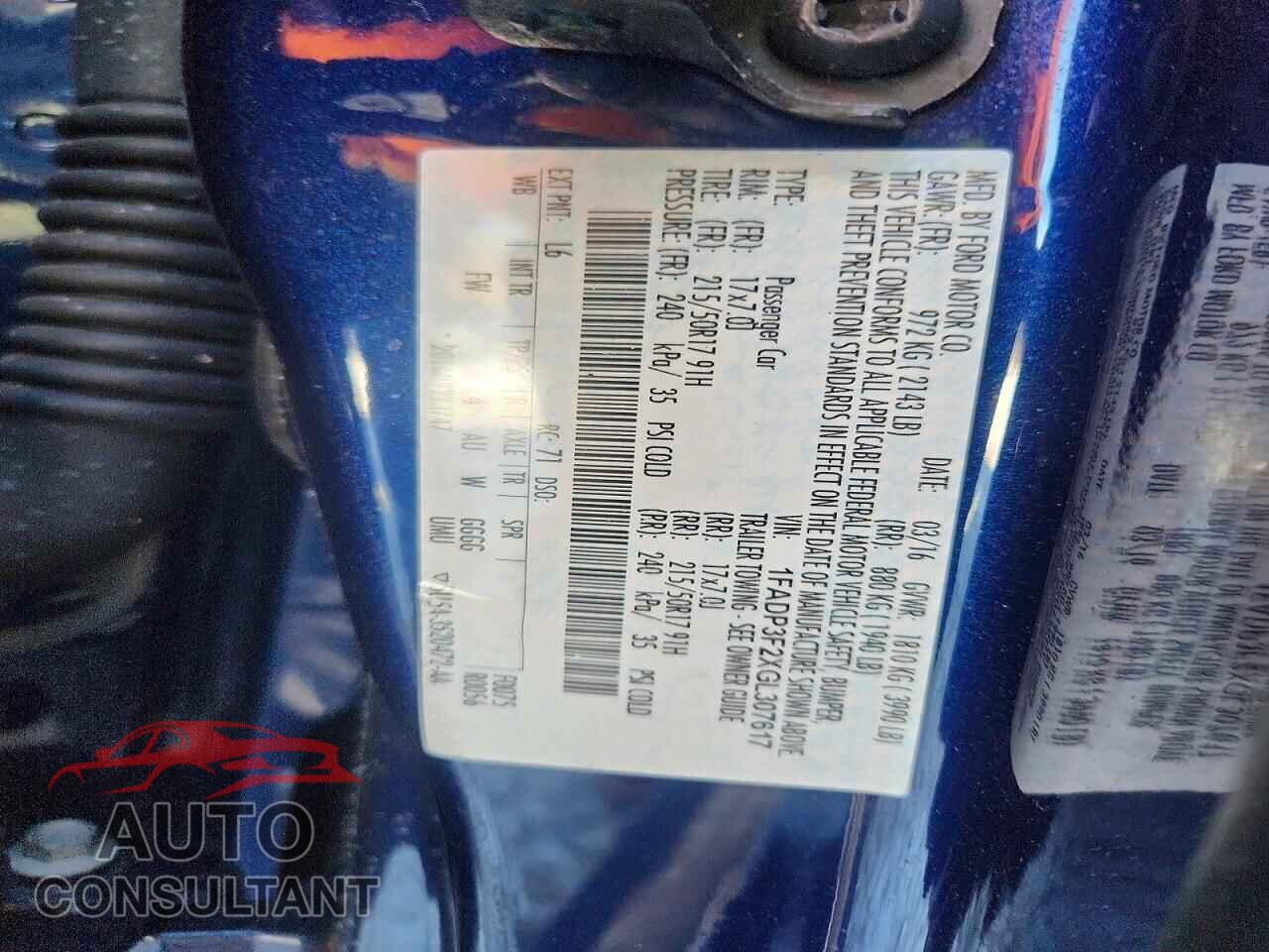 FORD FOCUS 2016 - 1FADP3F2XGL307617