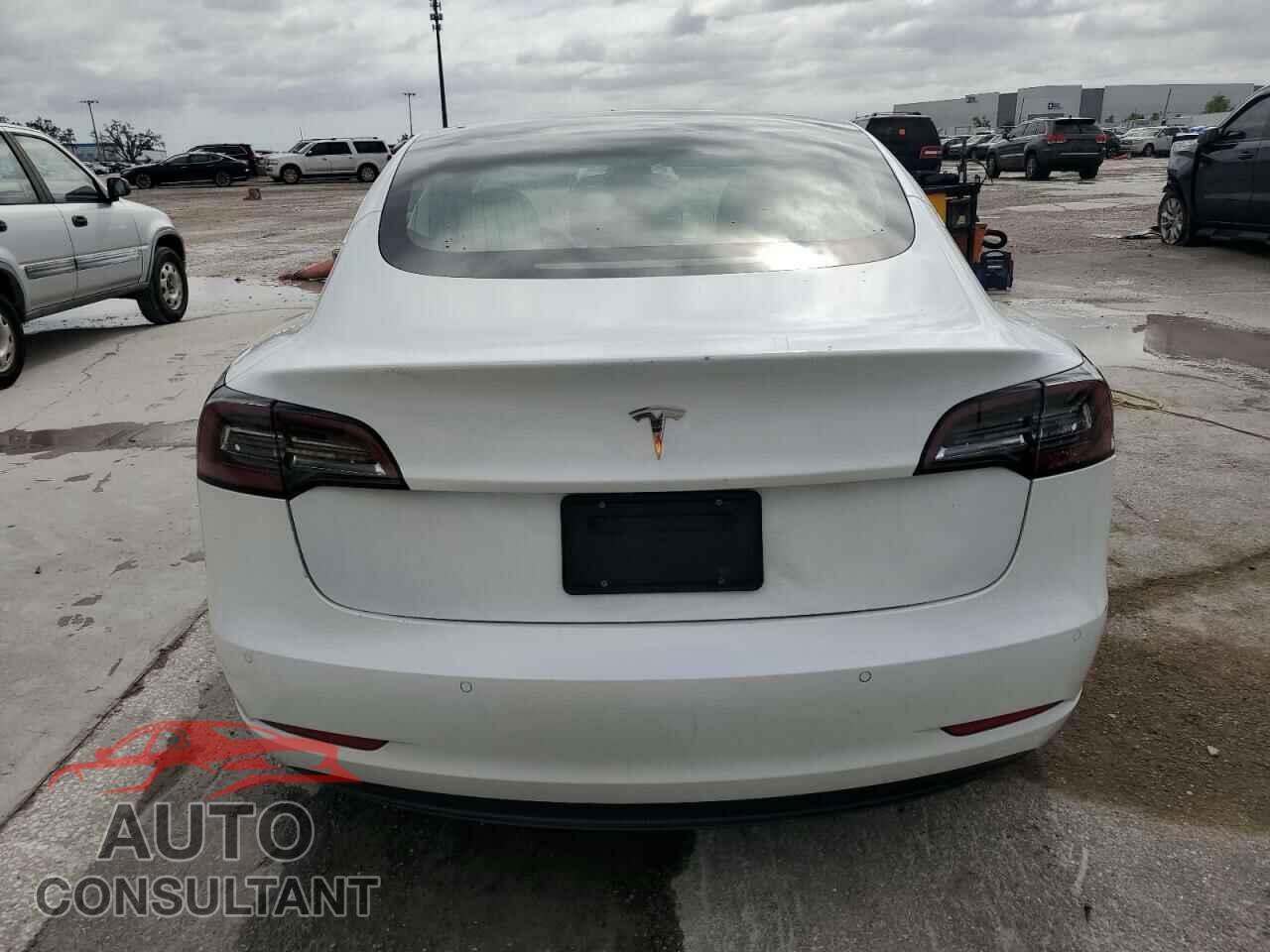 TESLA MODEL 3 2020 - 5YJ3E1EA6LF709947