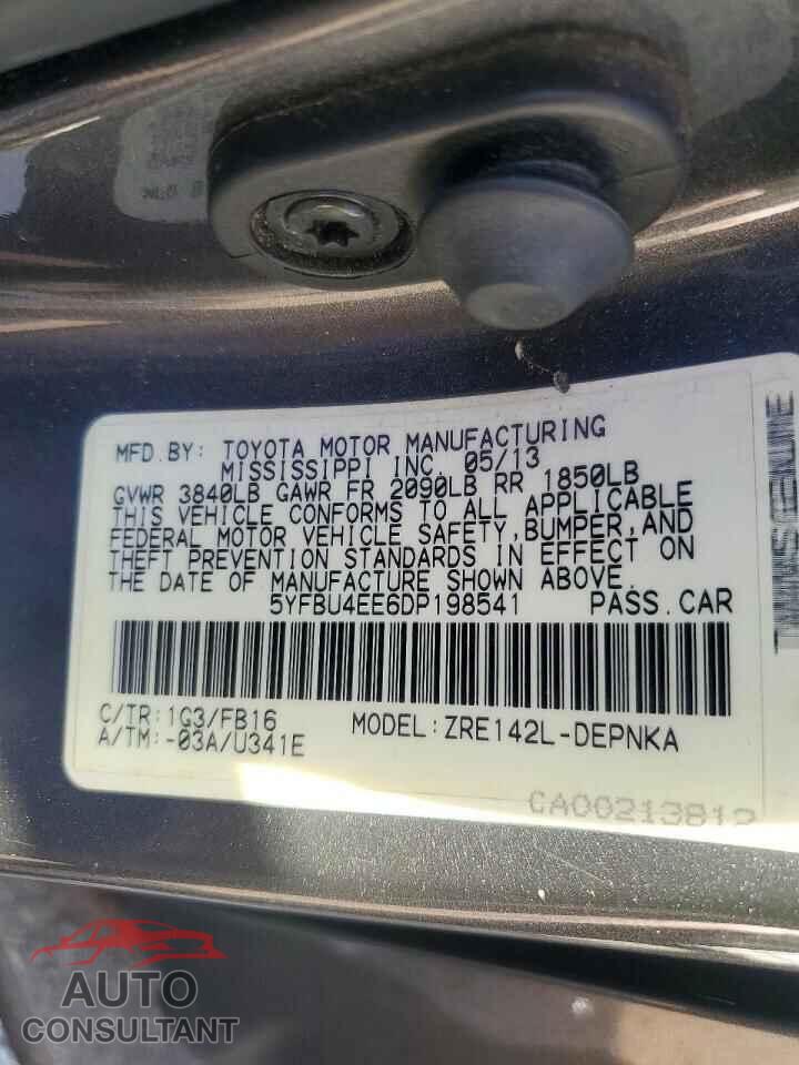TOYOTA COROLLA 2013 - 5YFBU4EE6DP198541