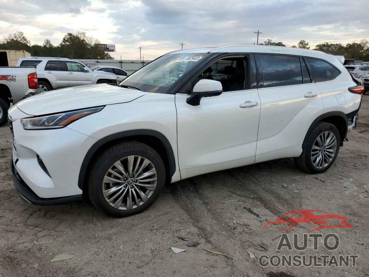 TOYOTA HIGHLANDER 2022 - 5TDFZRAH0NS098699