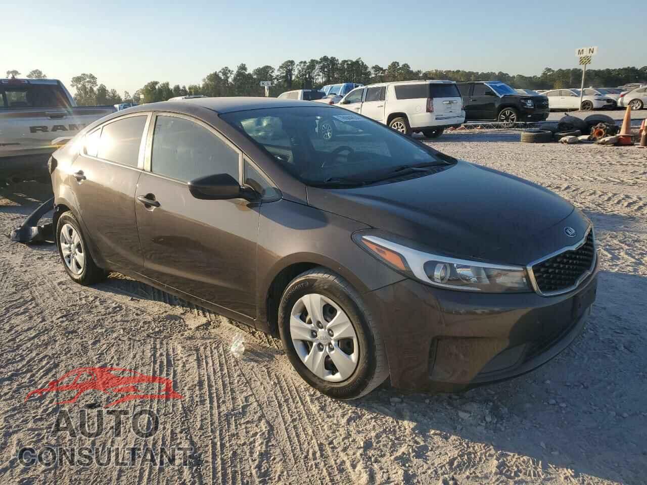 KIA FORTE 2017 - 3KPFK4A74HE080624
