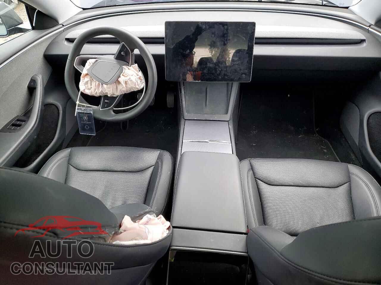 TESLA MODEL 3 2024 - 5YJ3E1EA9RF866638