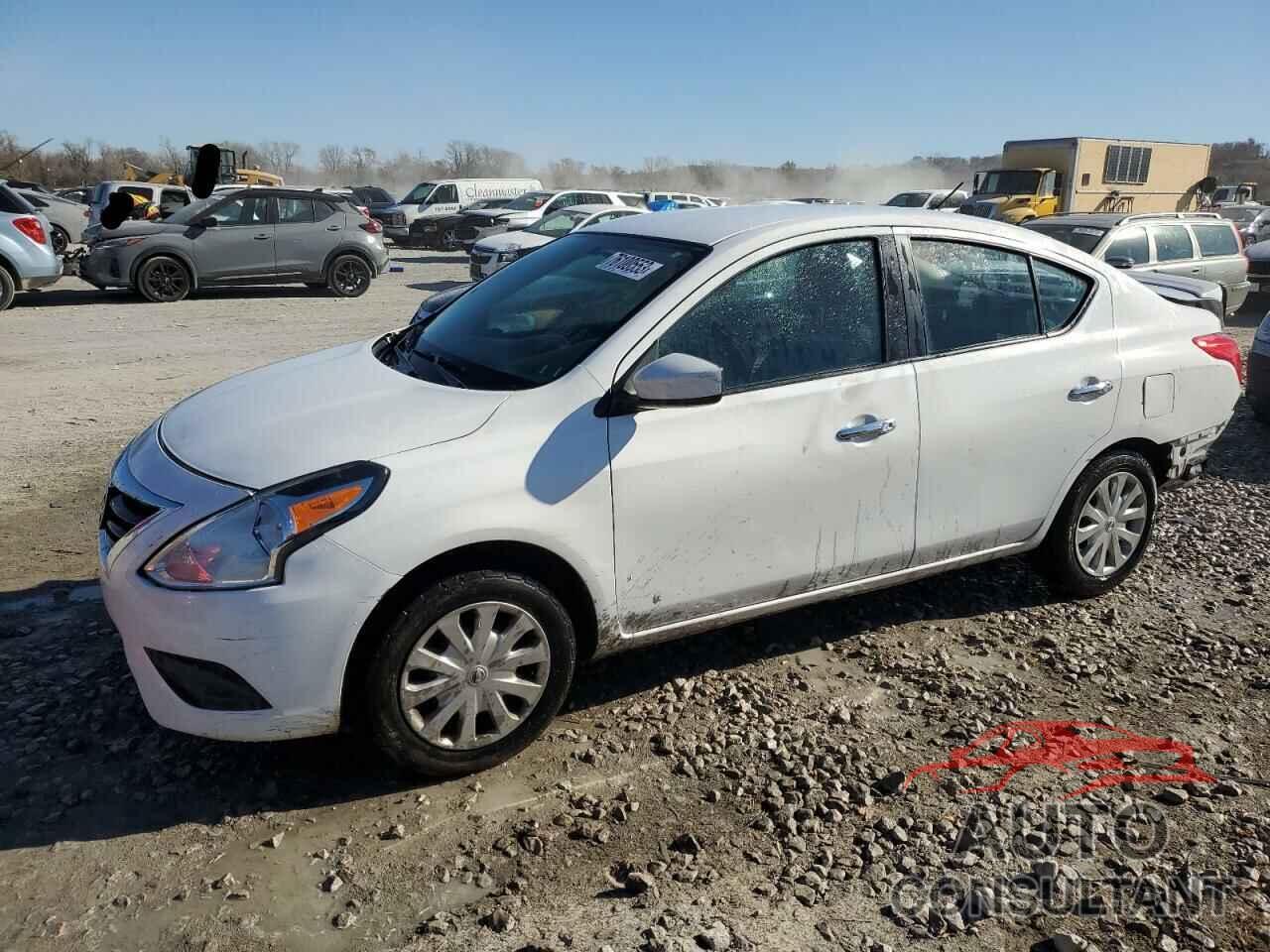 NISSAN VERSA 2019 - 3N1CN7AP9KL857882