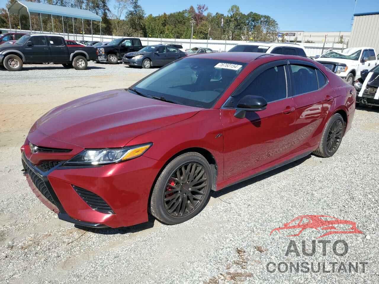 TOYOTA CAMRY 2018 - 4T1B11HK8JU664330