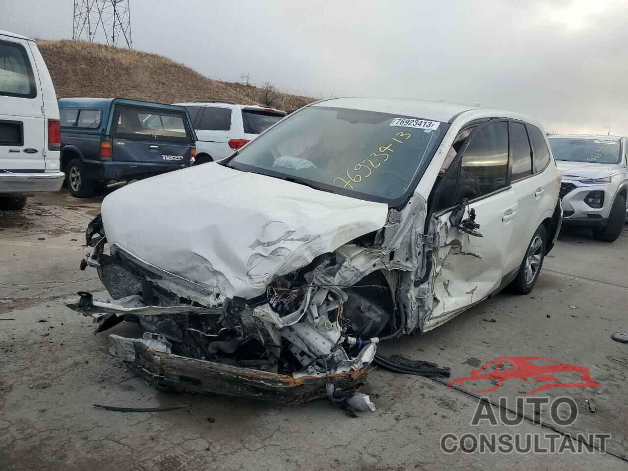 SUBARU FORESTER 2018 - JF2SJAAC4JH413337