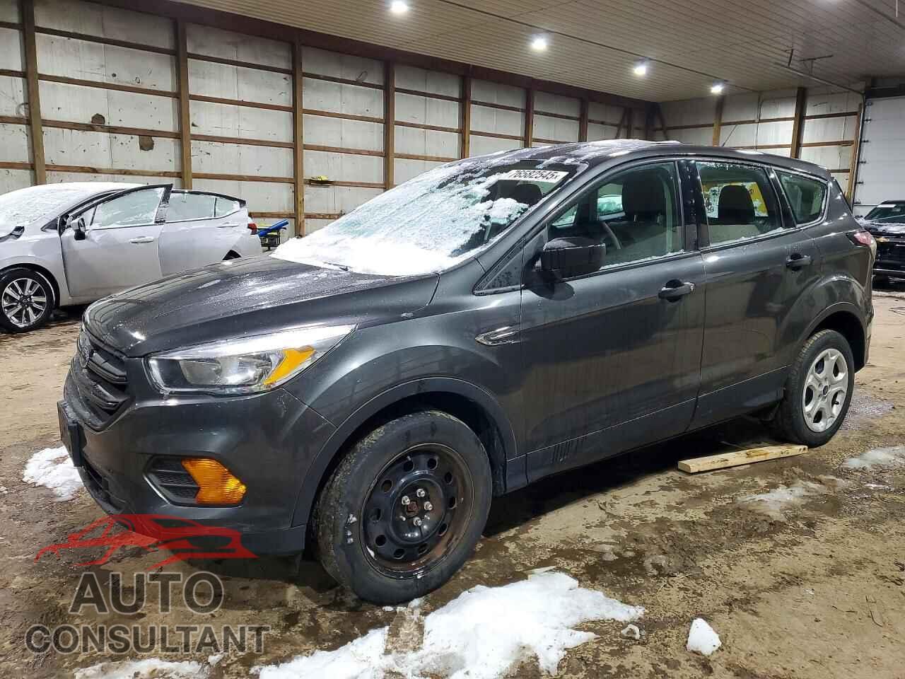 FORD ESCAPE 2017 - 1FMCU0F77HUD91721