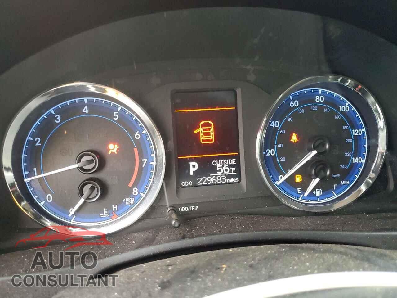 TOYOTA COROLLA 2017 - 5YFBURHE1HP680090