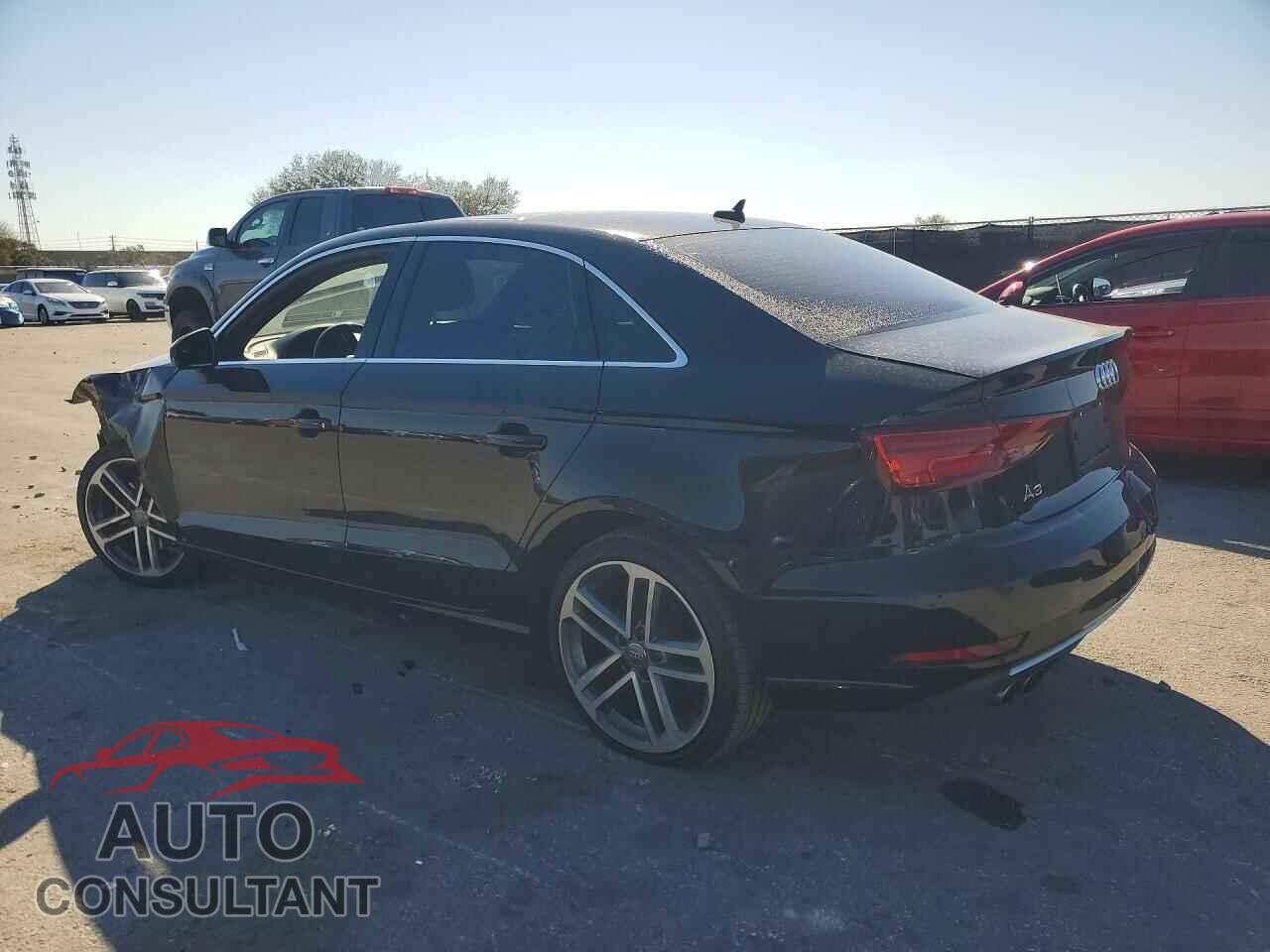 AUDI A3 2019 - WAUAUGFFXK1012373
