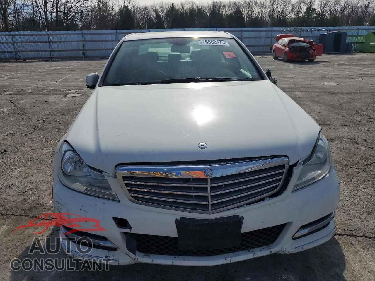 MERCEDES-BENZ C-CLASS 2012 - WDDGF8BB2CA701458